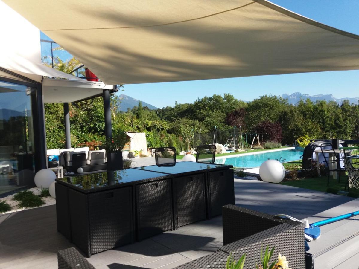 Chambres, Cuisine, Piscine, Spa, Billards, Airhockey, Nature Fillinges Zewnętrze zdjęcie